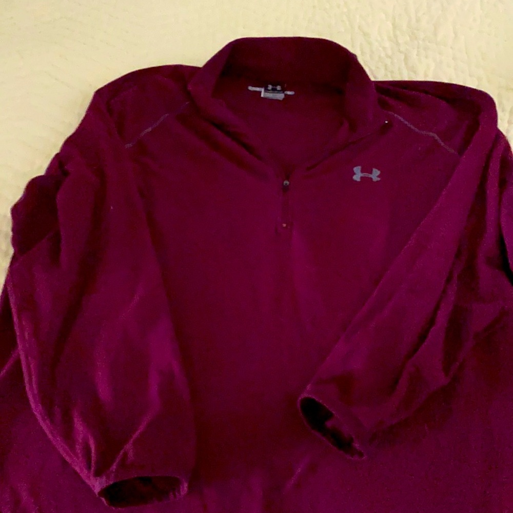Really light weight under armor zipper jersey